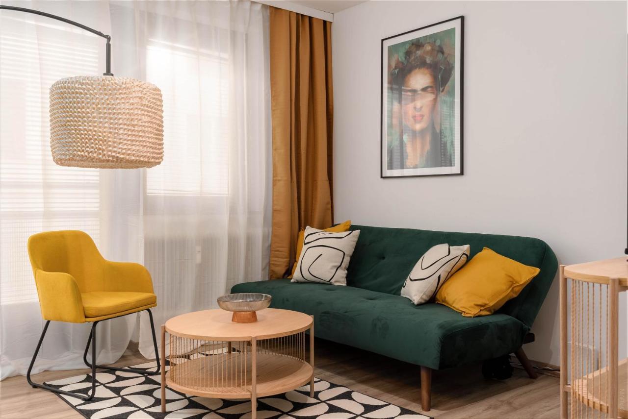 King Bed Home, Next To Akh Michelbeuern Wenen Buitenkant foto